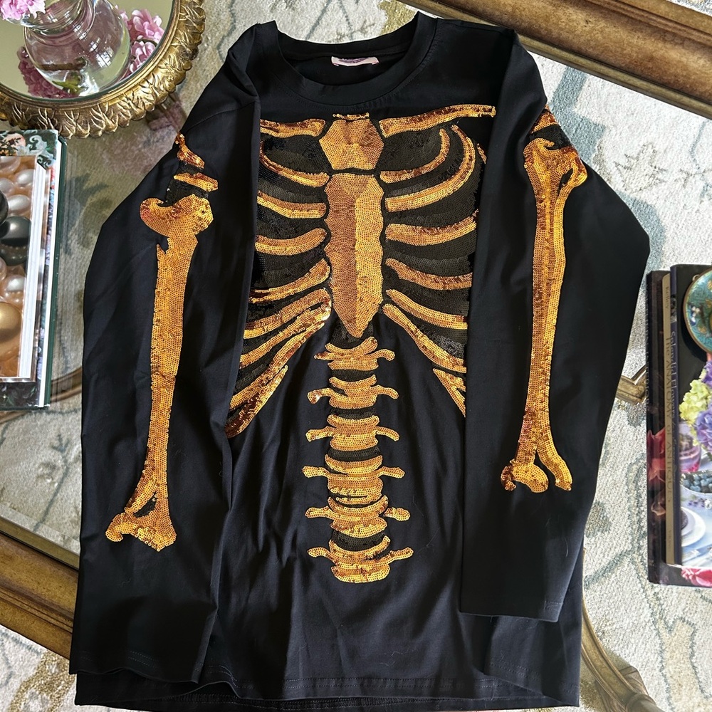 Sparkle City Black Sequin Skeleton Graphic Tee NWOT XL Halloween - Picture 1 of 3
